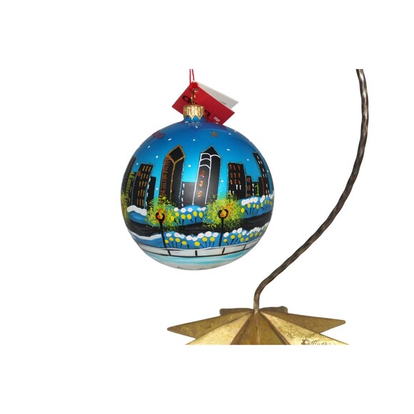 Dom Chicago Skyline Lighthouse Blown Glass Christmas Ornament 4.5" - Picture 5 of 8